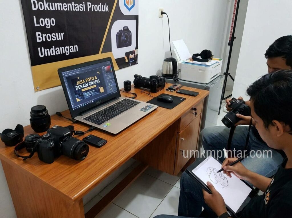 Jasa Foto & Desain Grafis